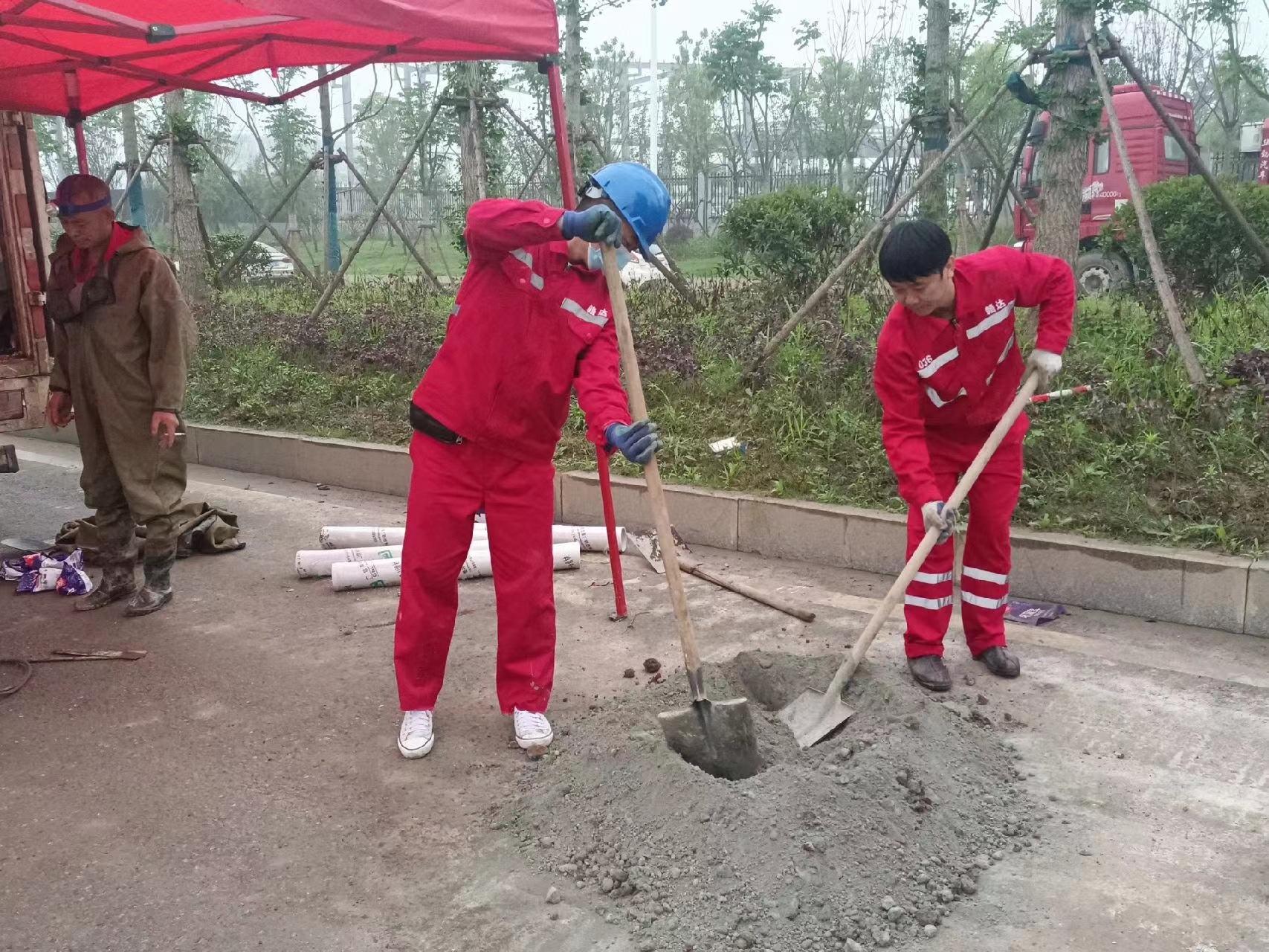 郫县管道疏通哪家好】及时进行市政管道清淤